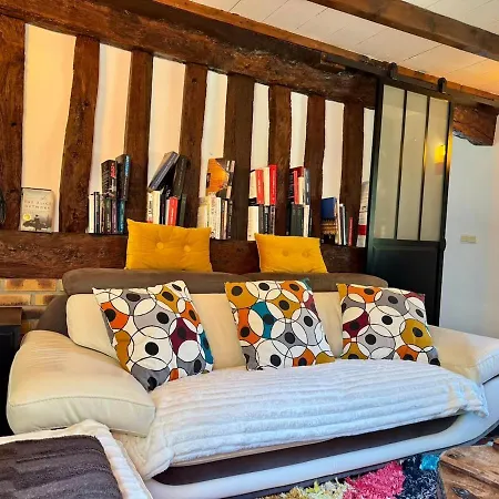 Holiday home L'erisa Annebault